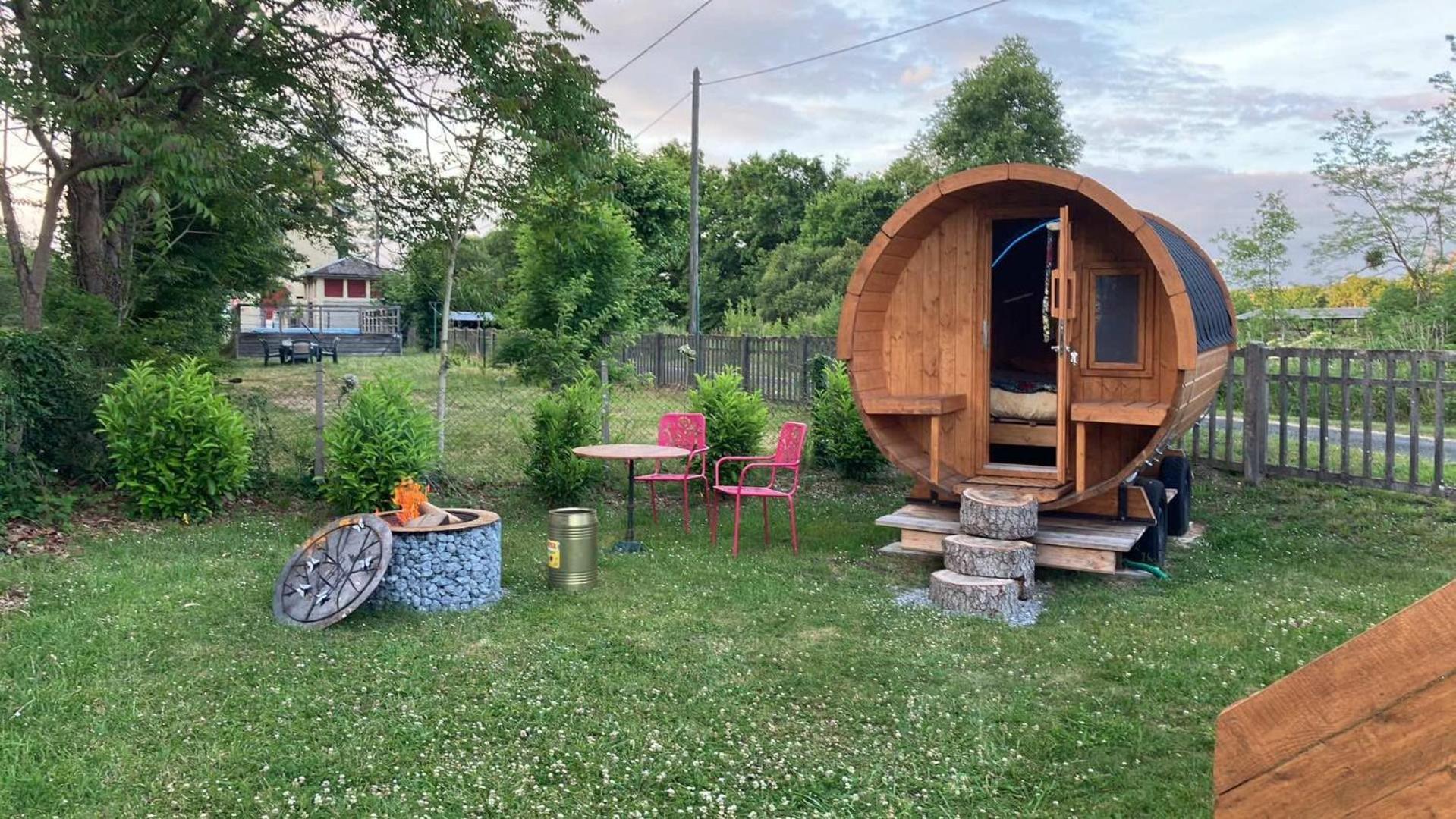 Auberge Magnette Audes Zewnętrze zdjęcie